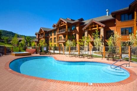Emerald Lodge at Trappeurs Crossing