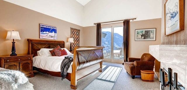Superior Point Condominiums