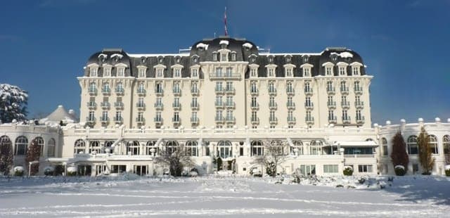L Imperial Palace