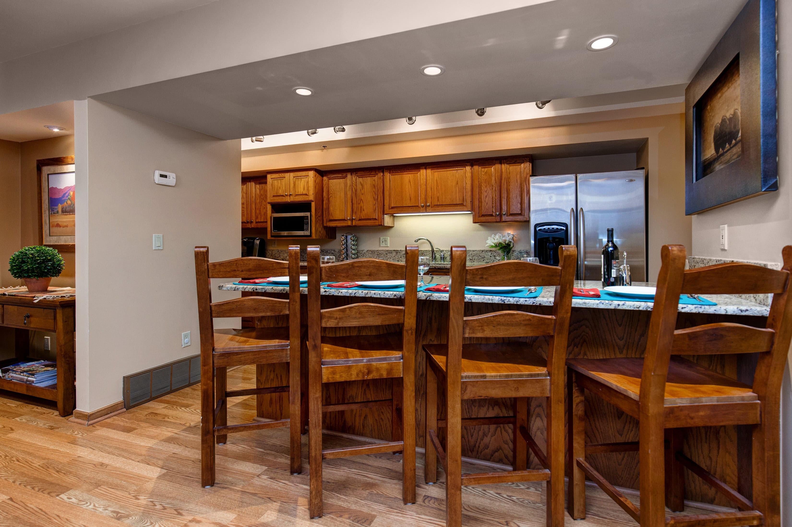 Kitchen island seats 4