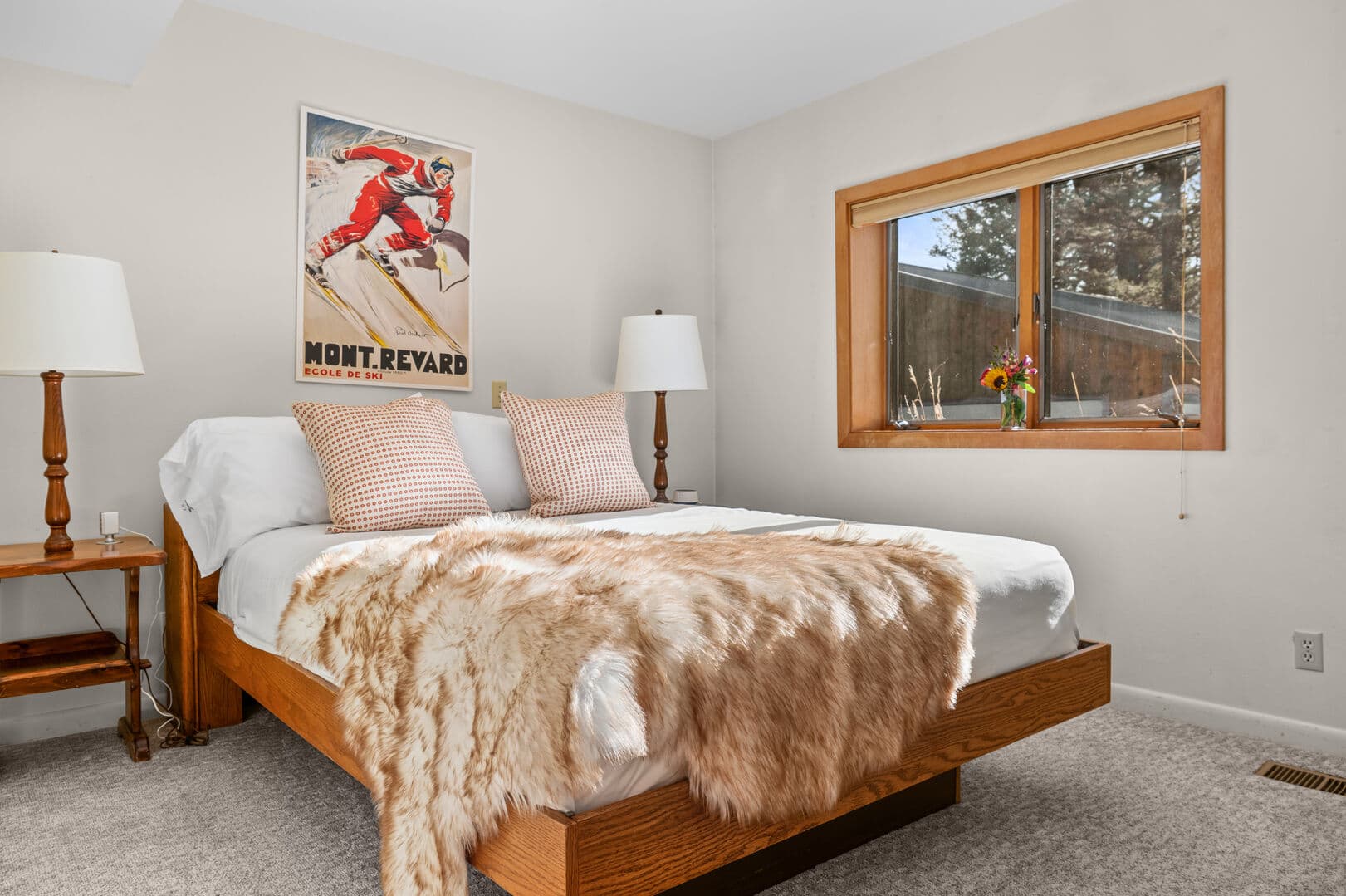 Lower Level Queen Bedroom
