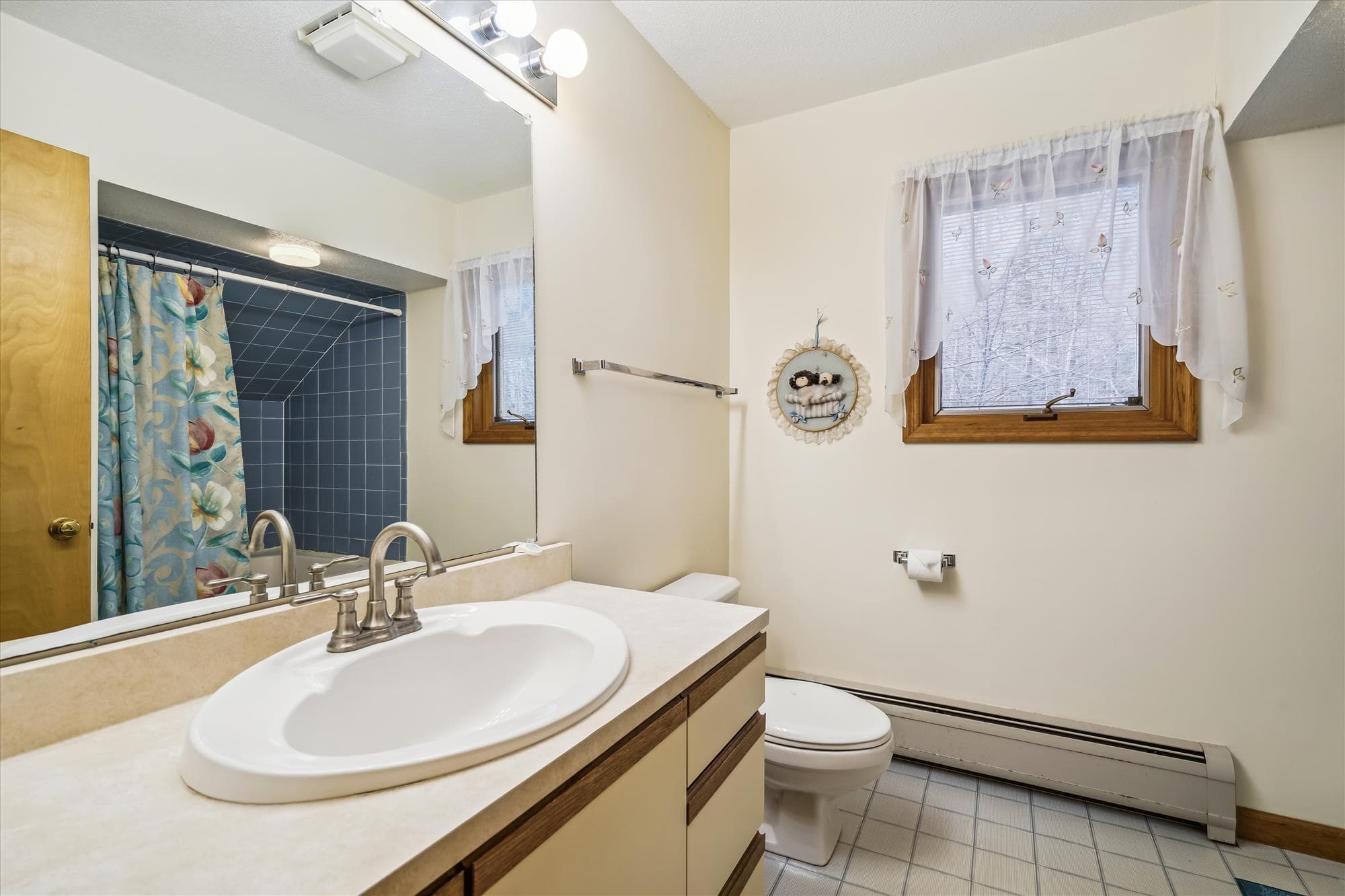 Full bathroom