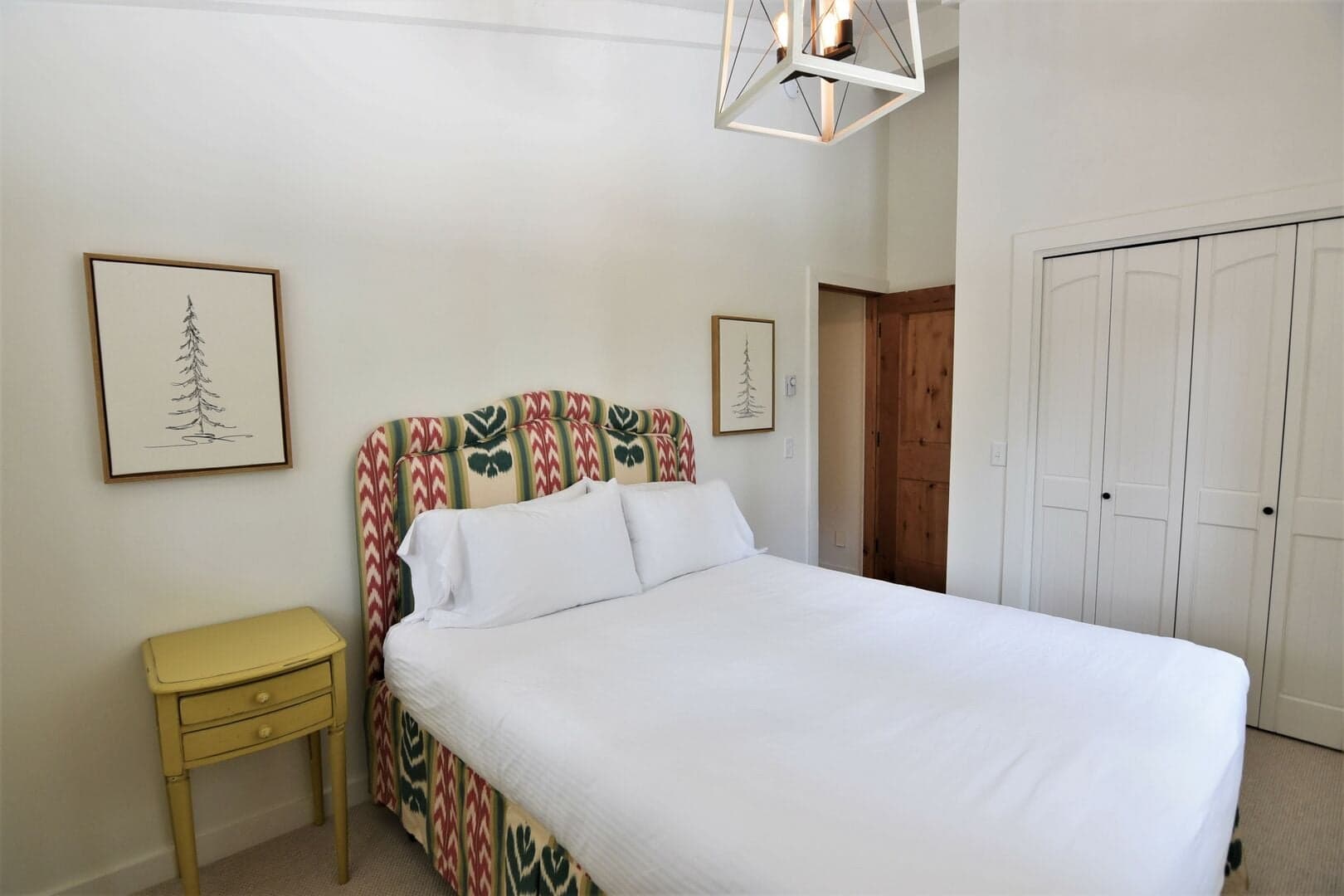 Queen Bedroom--Upper Level