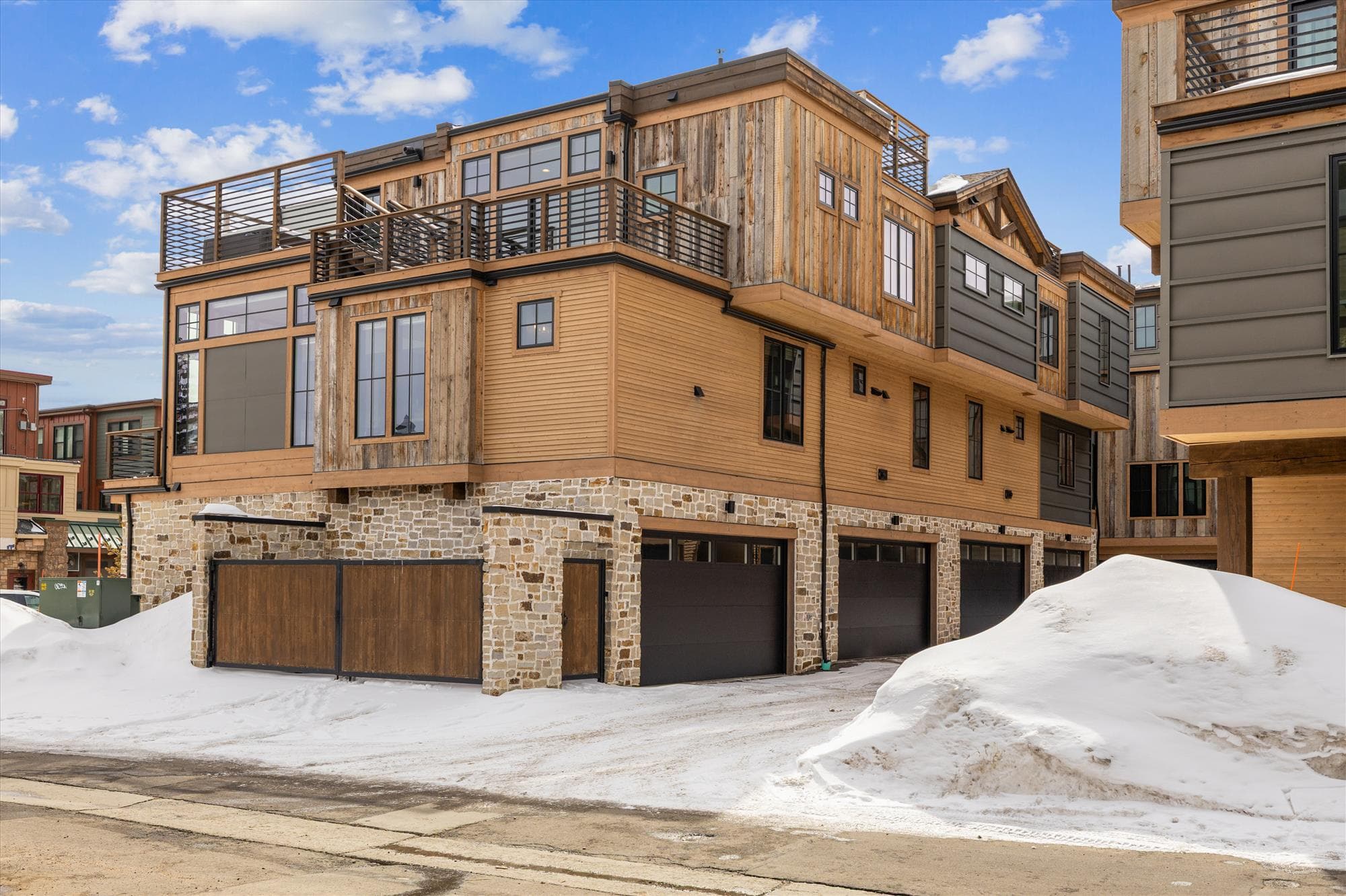 Exterior, Decked Out Downtown, Frisco Vacation Rental