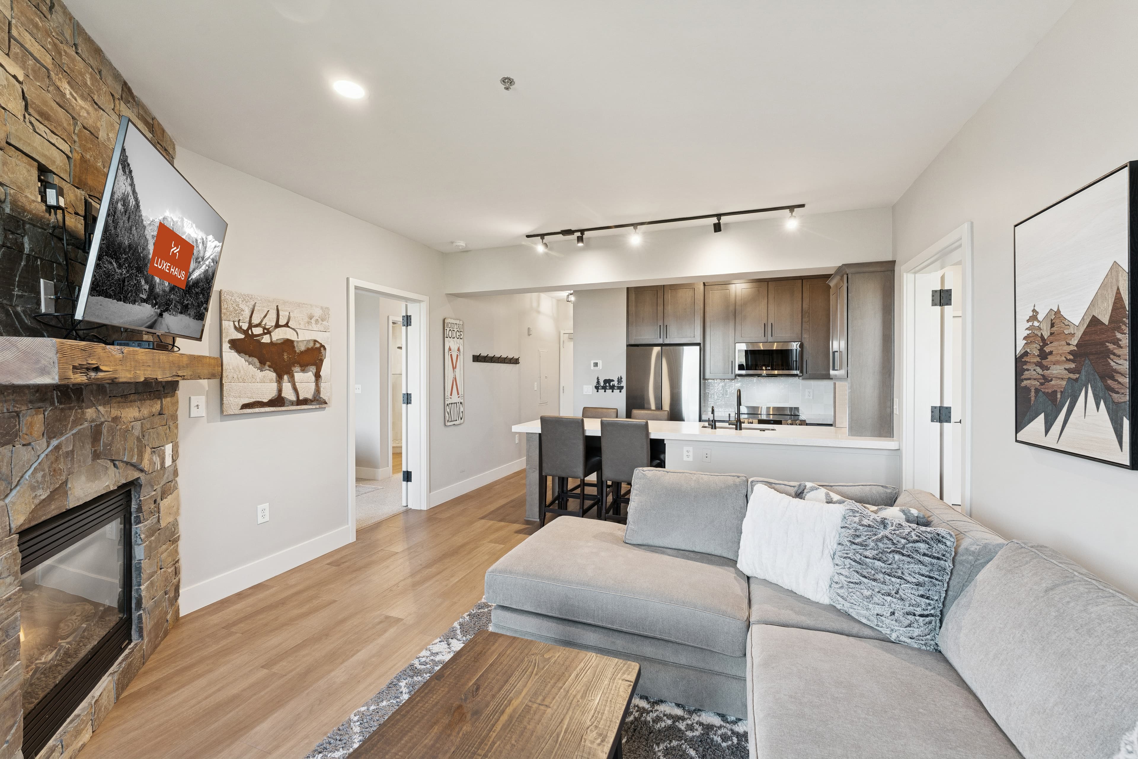 Cozy living area with lots of room for lounging