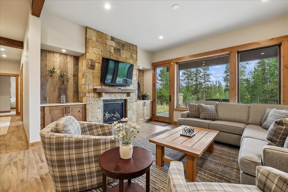 Living Area - Alpine Exhale - Breckenridge Vacation Rental