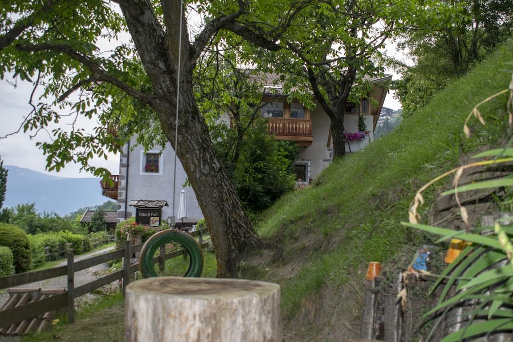 Children’s Play Area - Outdoor