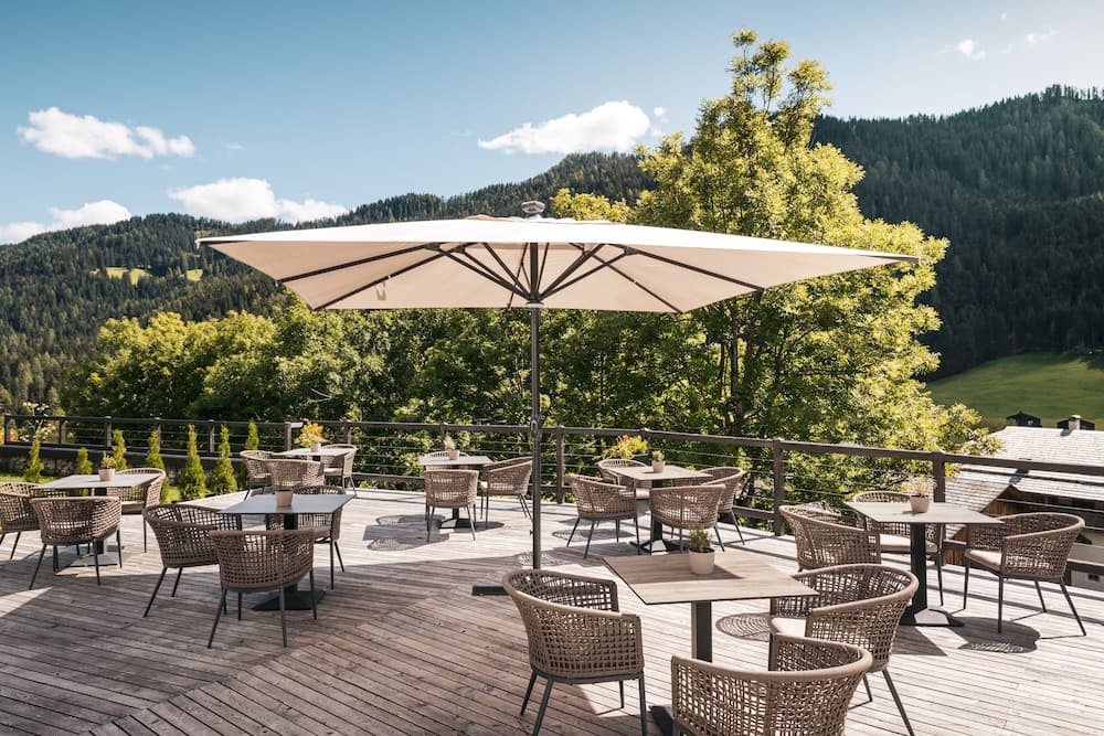 Sundeck