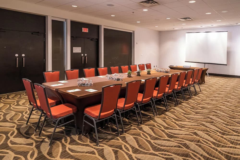 Meeting facility