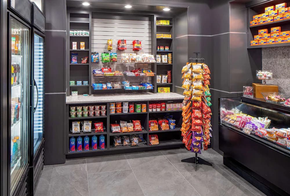 Snack bar