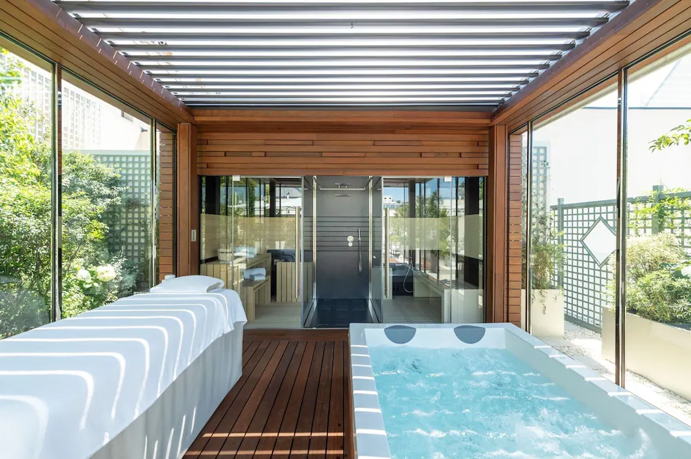 Massage in accommodation