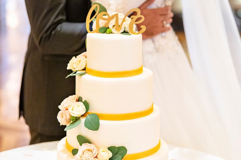 Indoor wedding