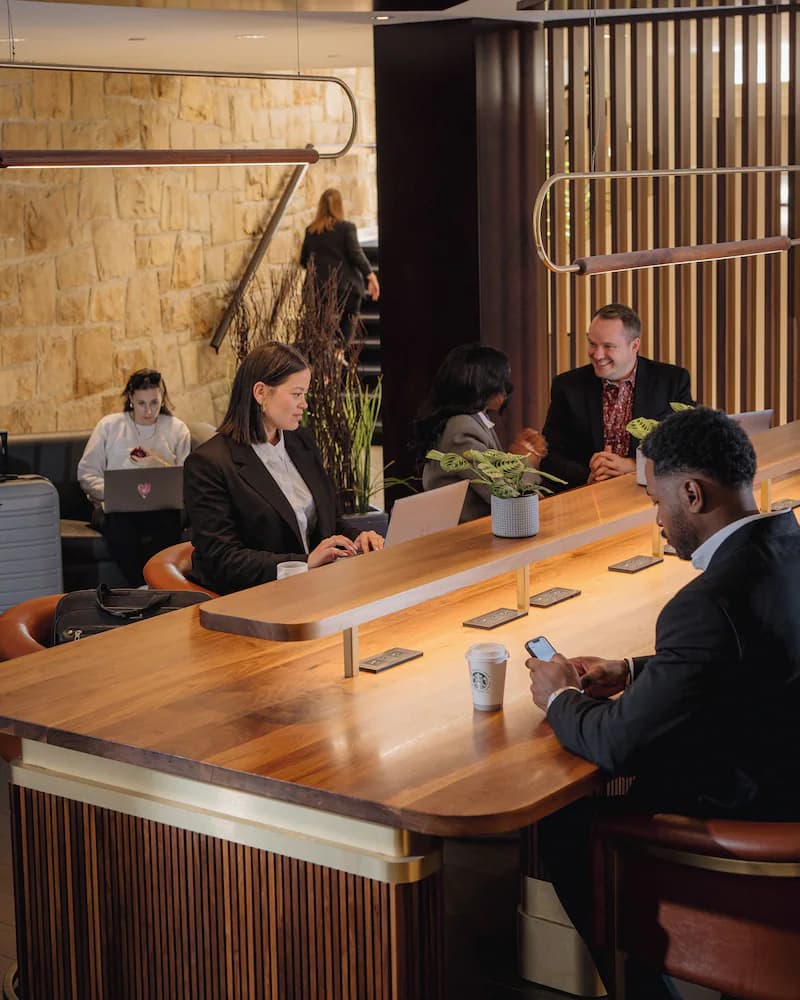Lobby lounge