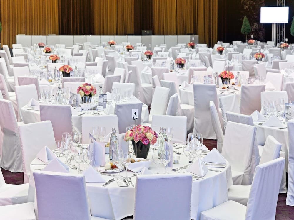 Indoor wedding