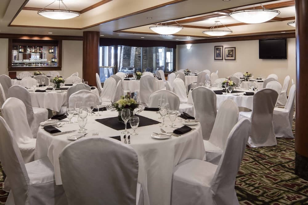 Indoor wedding