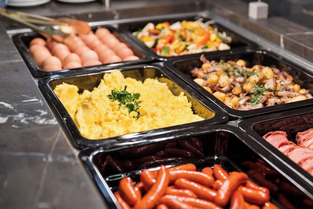 Breakfast buffet