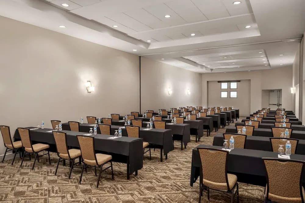 Meeting facility