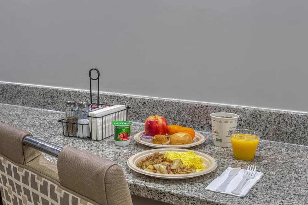 Breakfast area