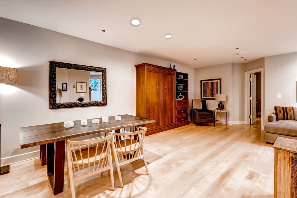In-room dining