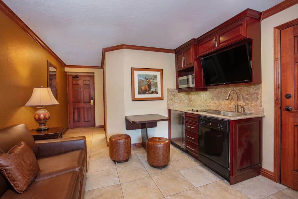 Private kitchenette