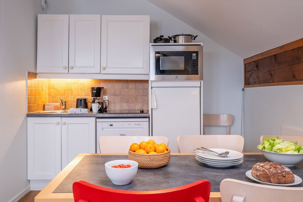 Private kitchenette
