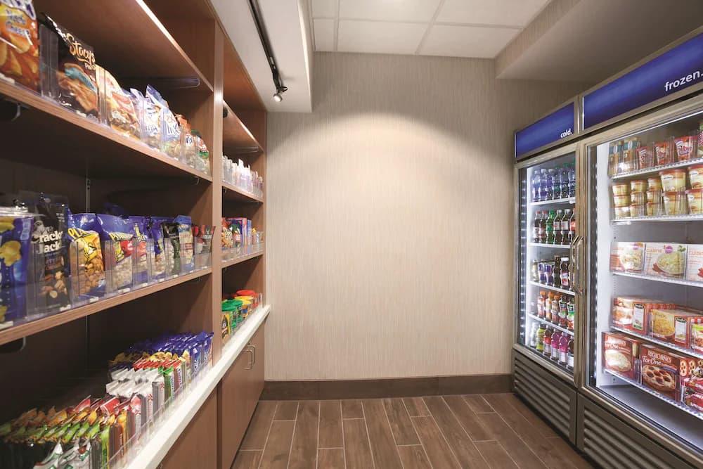 Snack bar