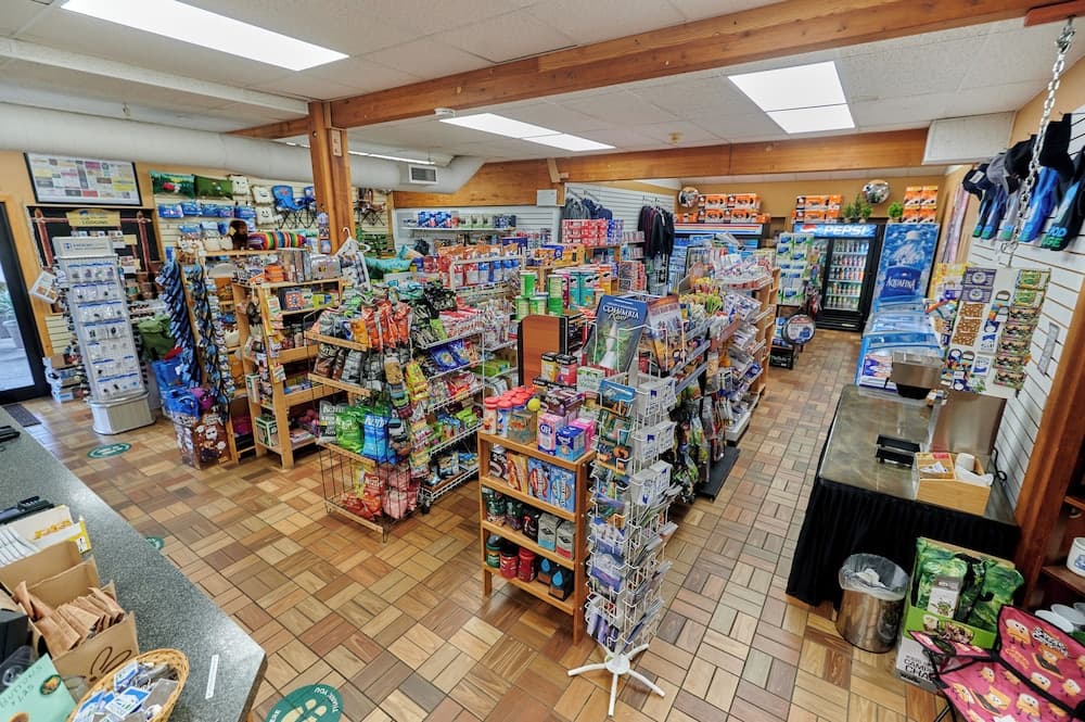 Snack bar