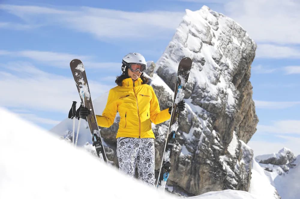 Snow and ski sports
