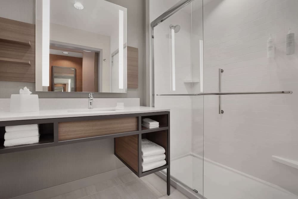 Bathroom shower