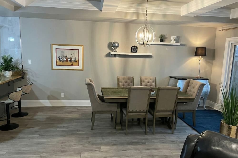 In-room dining