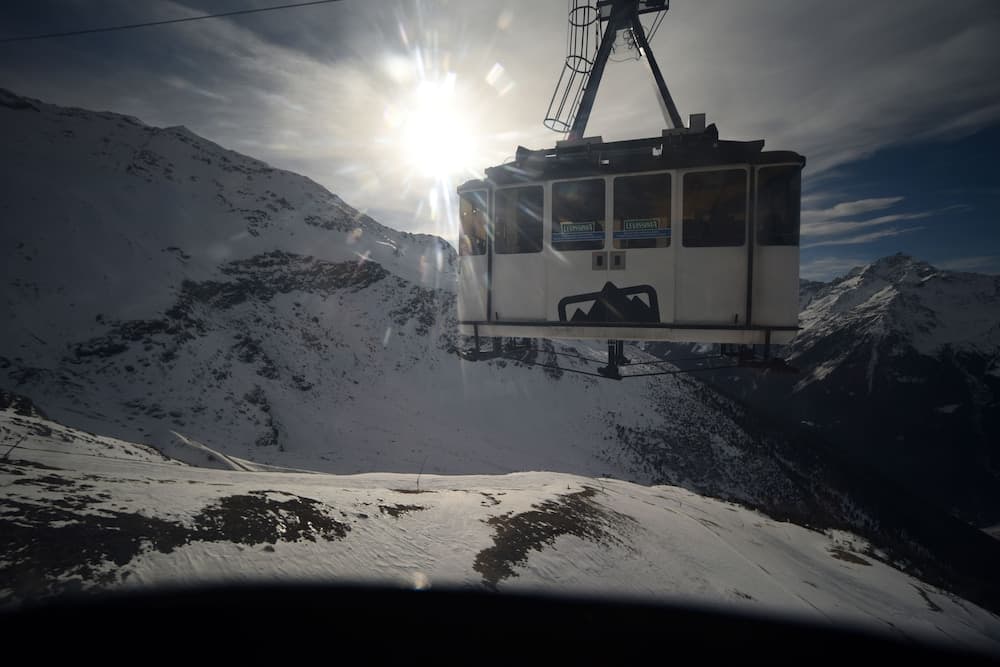Snow and ski sports
