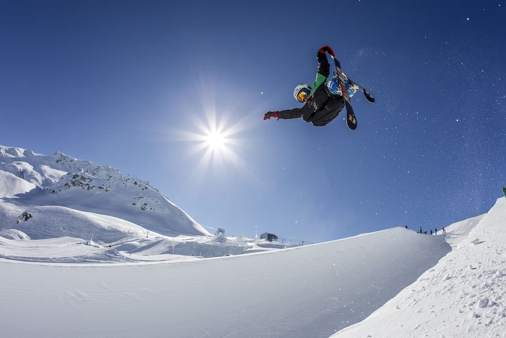 Snow and ski sports