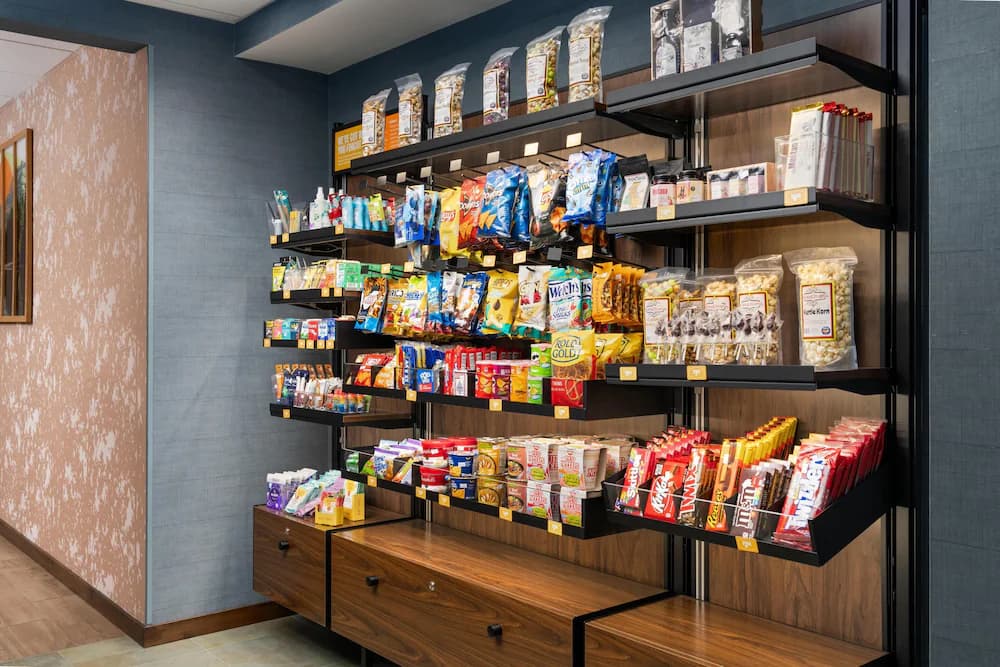 Snack bar