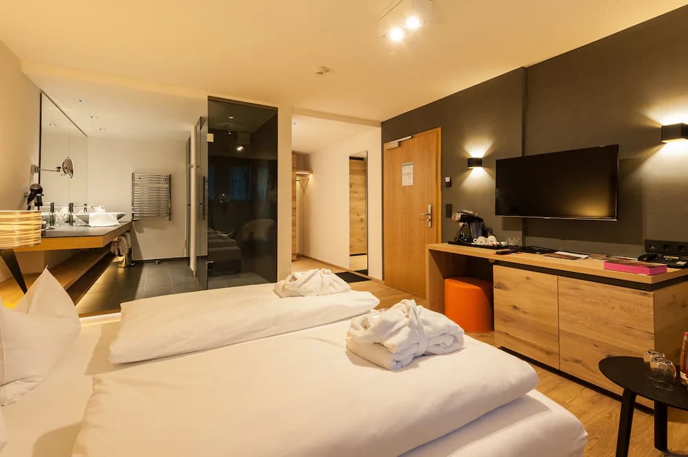 Room amenity