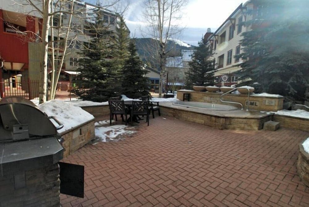 BBQ/picnic area