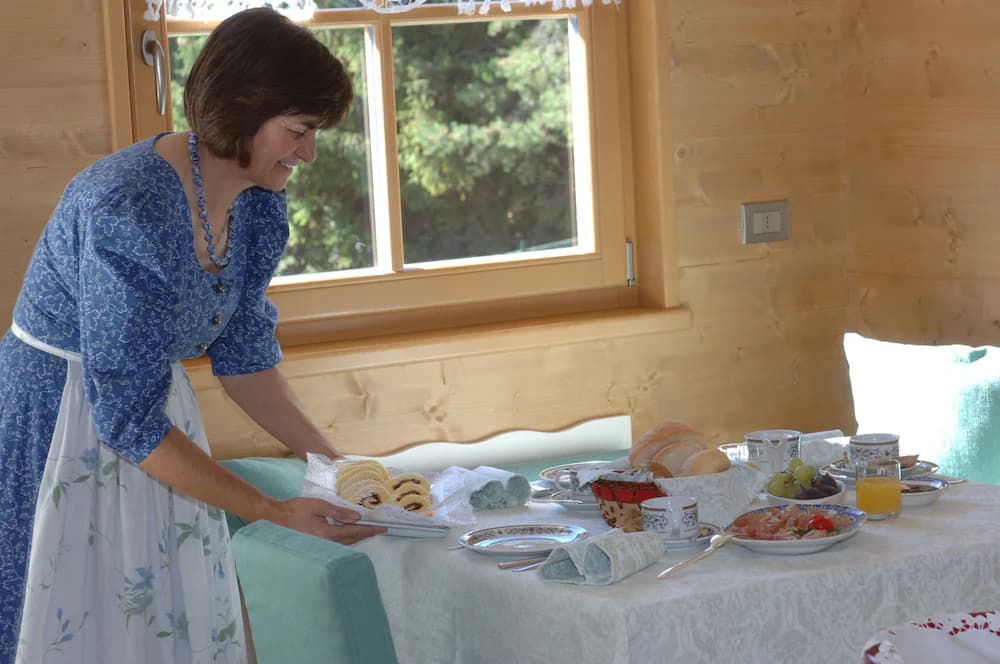 Breakfast area