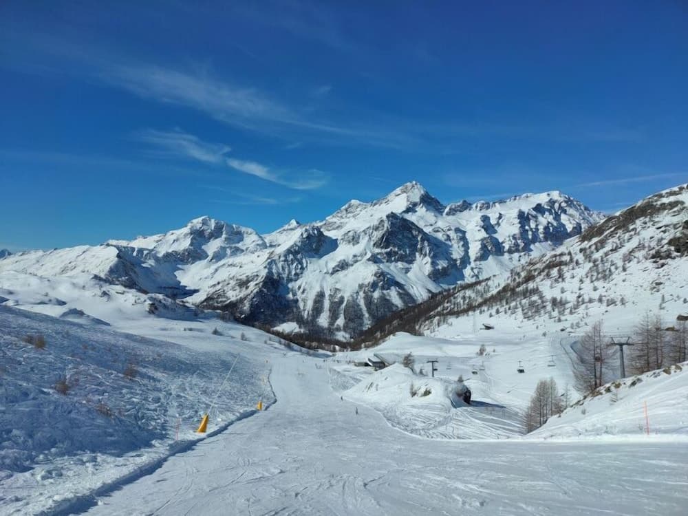 Ski hill