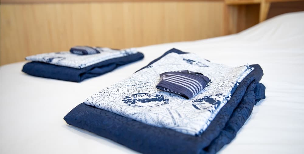 Room amenity