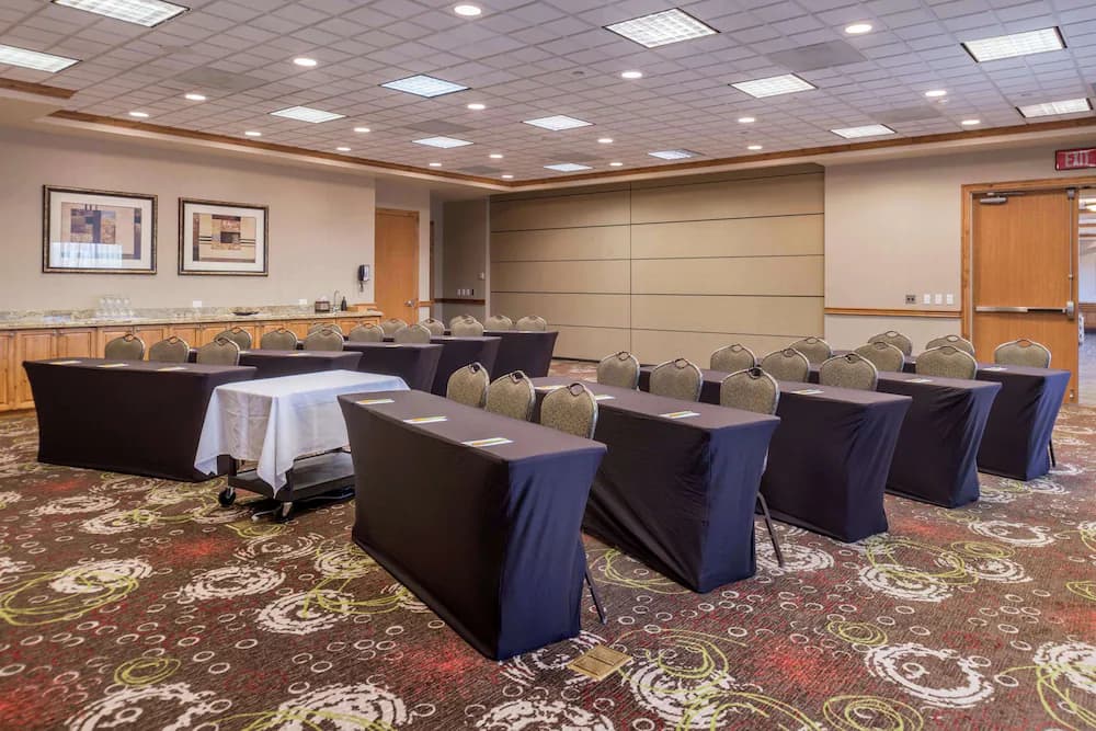 Meeting facility
