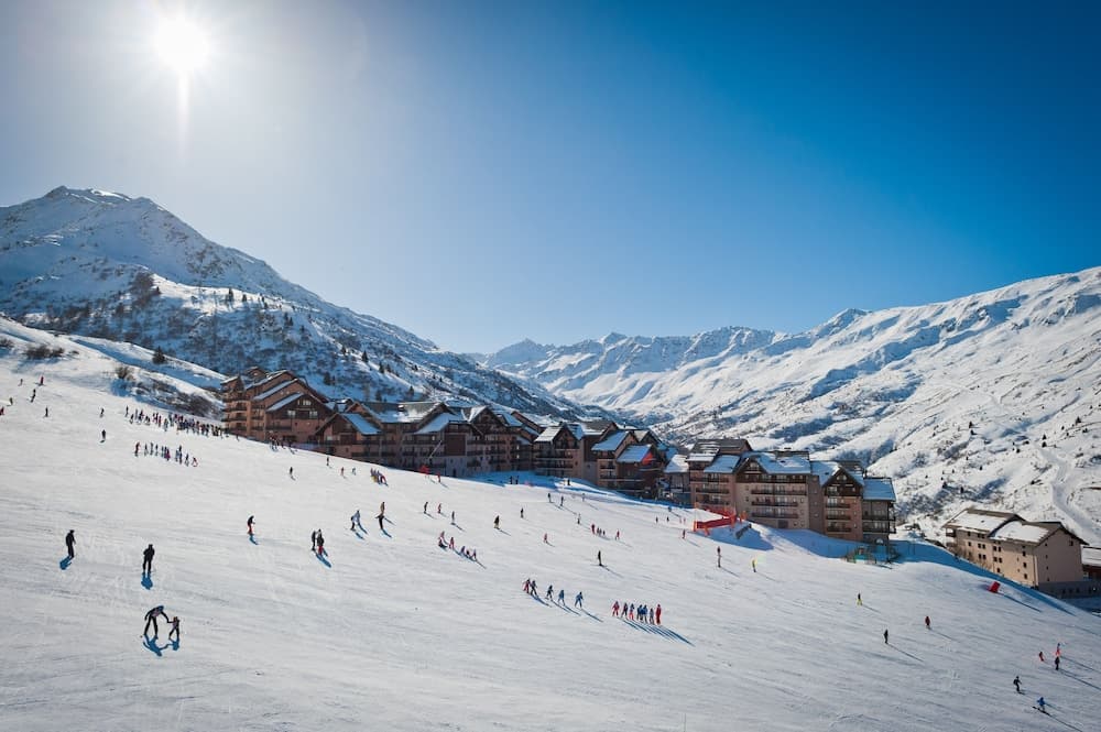 Snow and ski sports