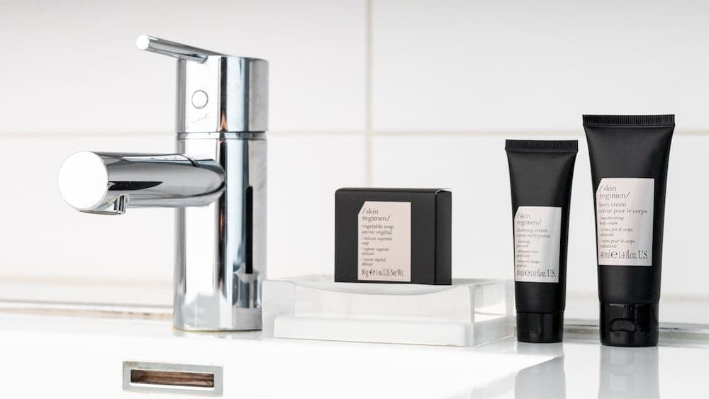 Bathroom amenities