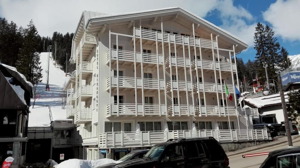 Primary image