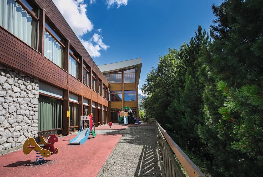 Children's play area - outdoor
