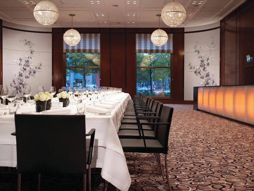 Meeting facility