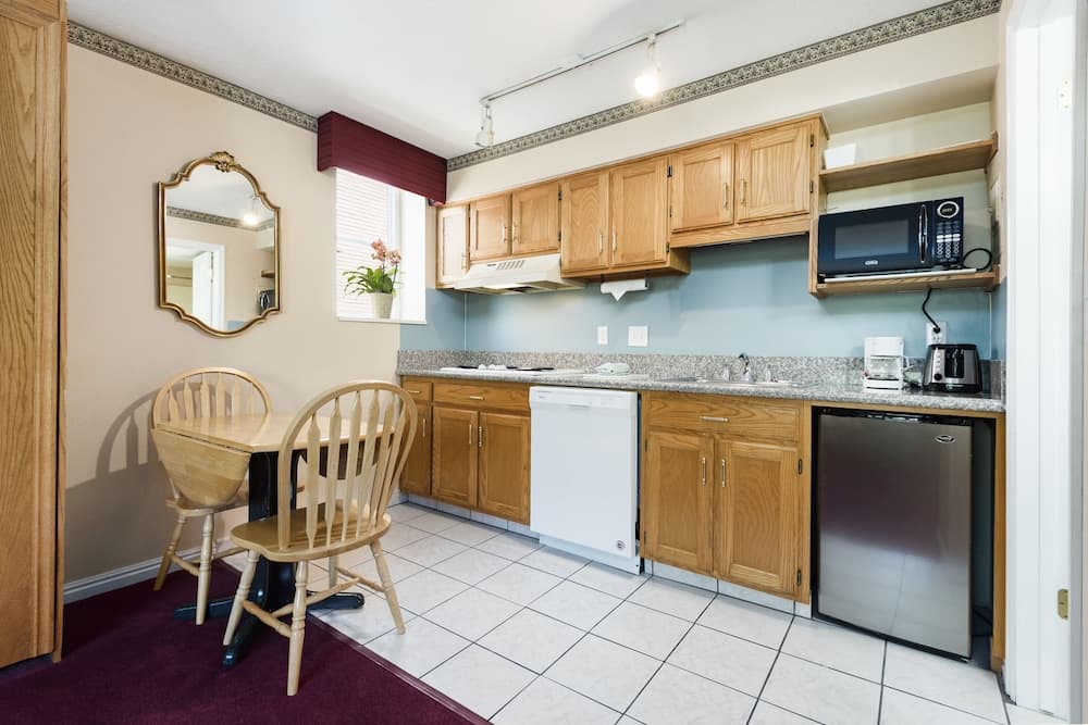 Private kitchenette
