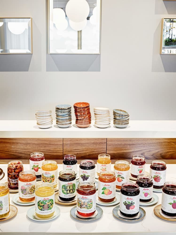 Breakfast buffet