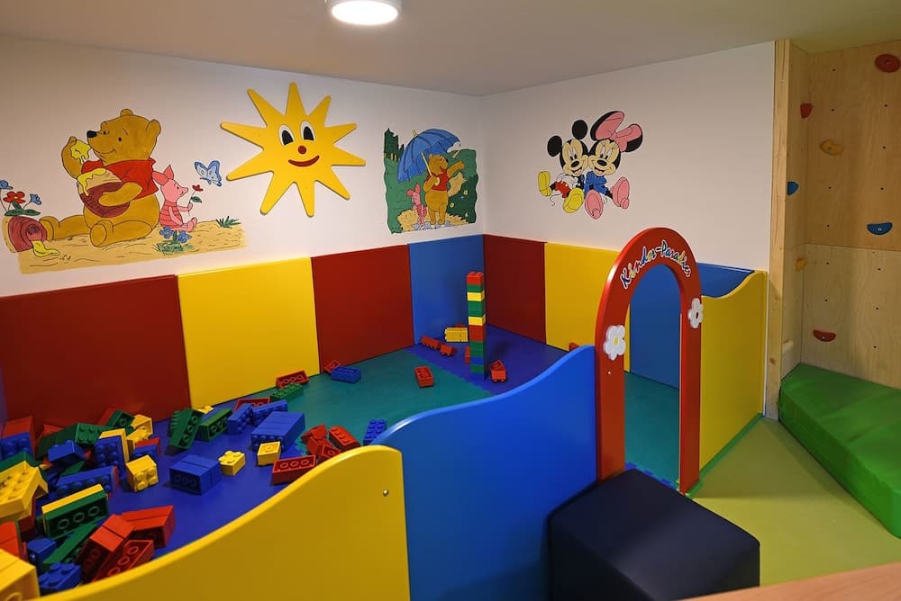 Children's play area - indoor