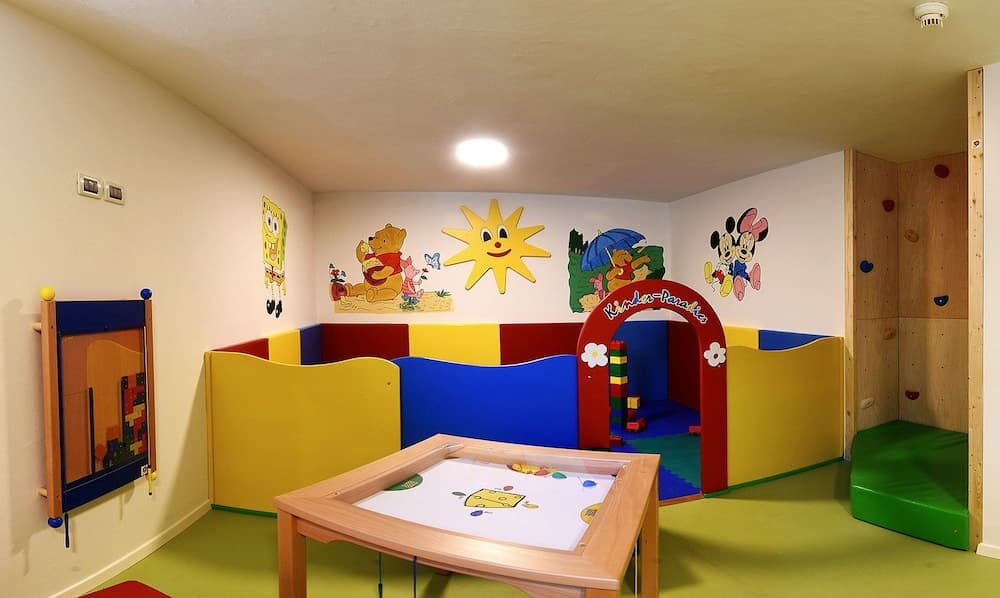Children's play area - indoor