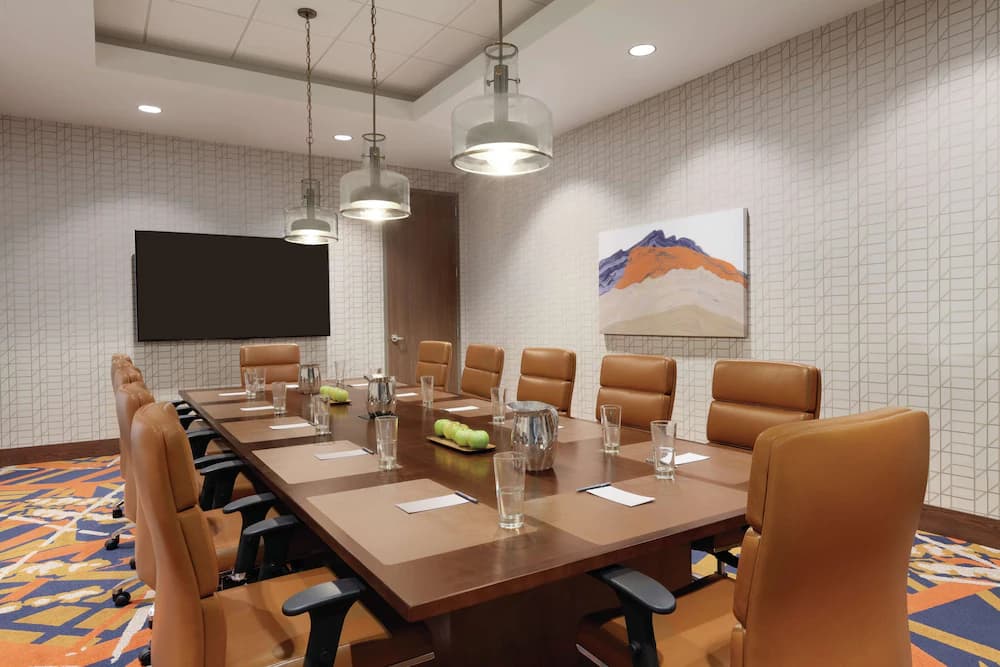 Meeting facility
