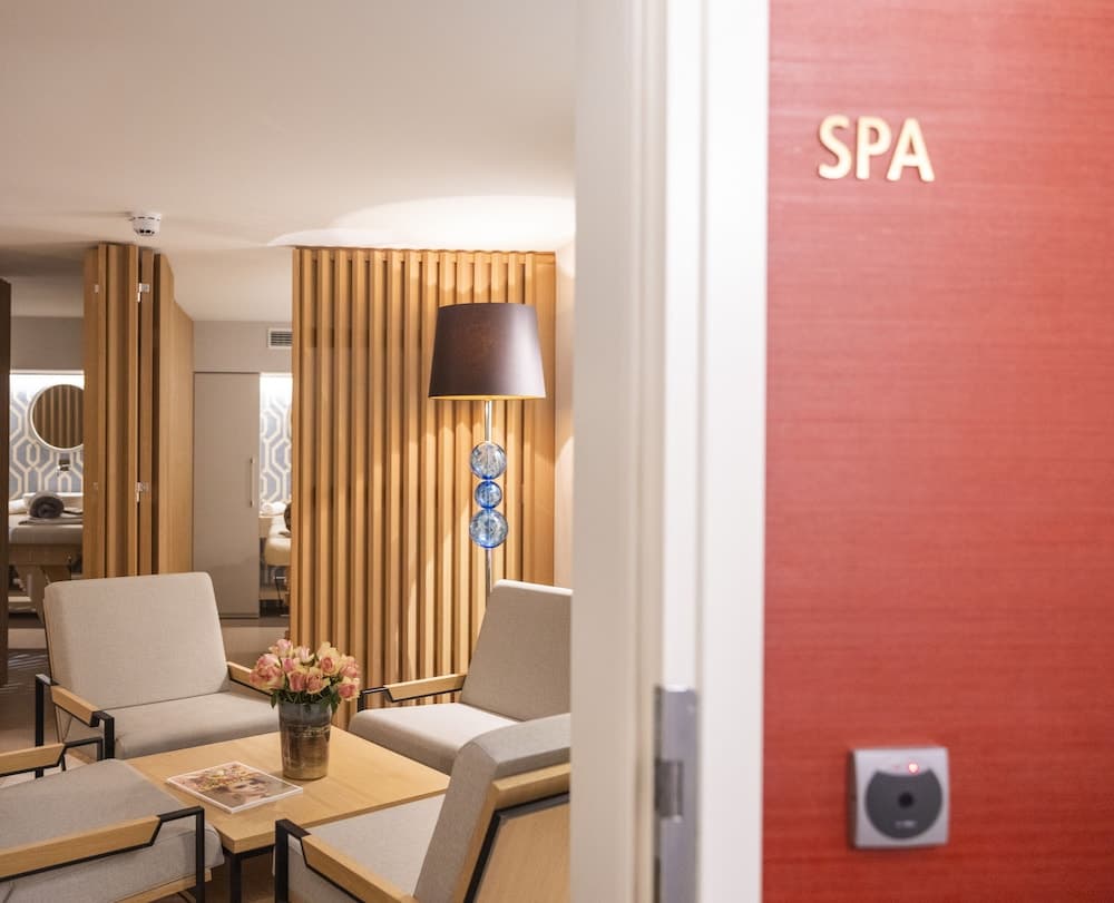 Spa reception